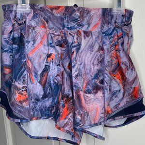 Lululemon Hotty Hot High rise 4” Atmospheric Purple Multi/nNavy Size 4